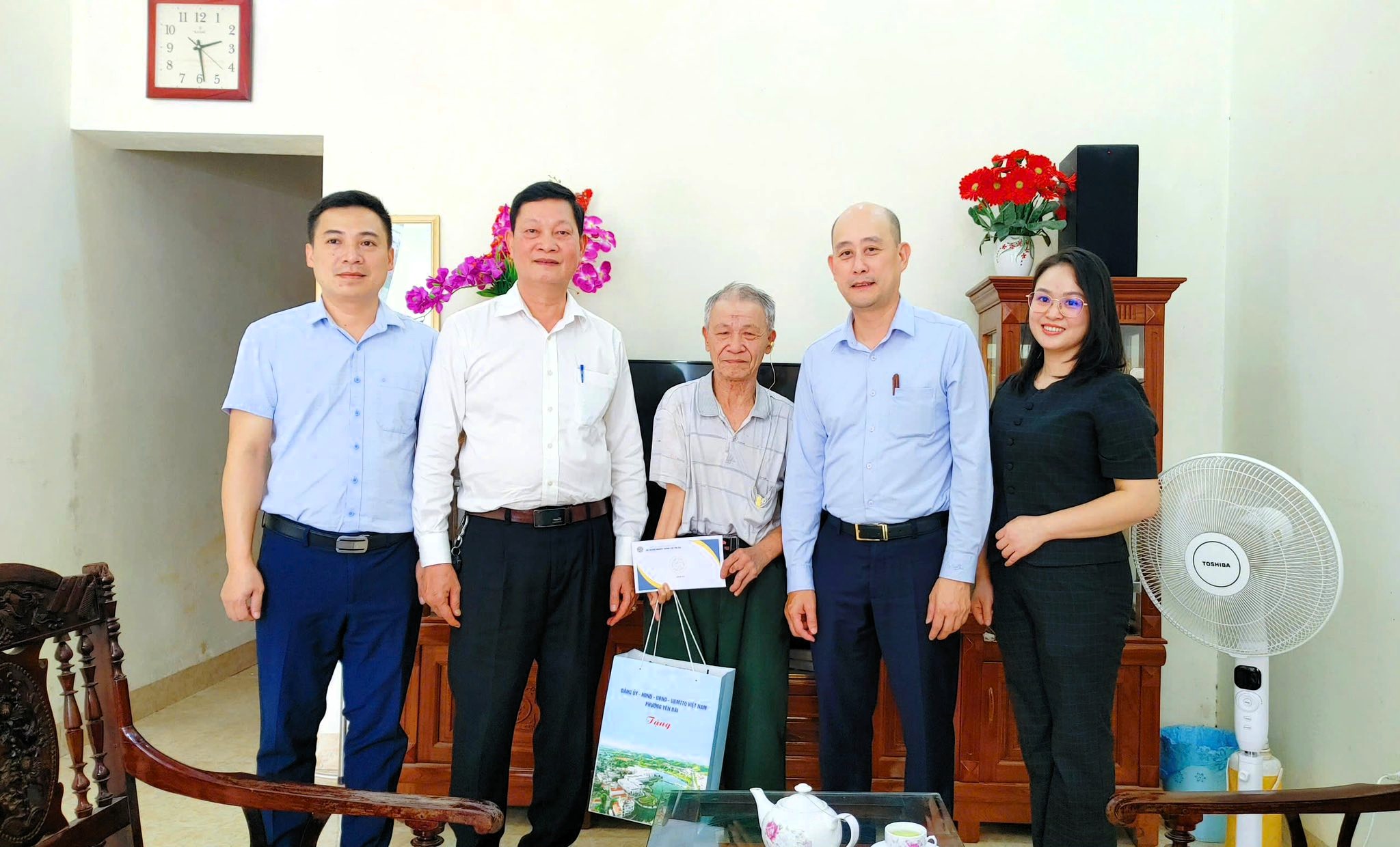 anh tin bai
